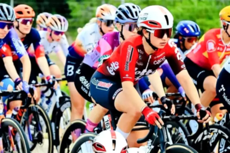 La Sampetrina celebra su triunfo en la Vuelta a Valencia con una victoria contundente