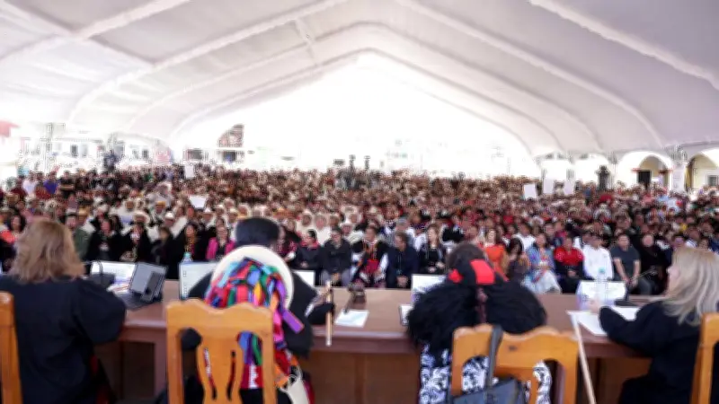 La SCJN sesiona por primera vez fuera de CDMX en Tenejapa, Chiapas, sobre autonomía indígena