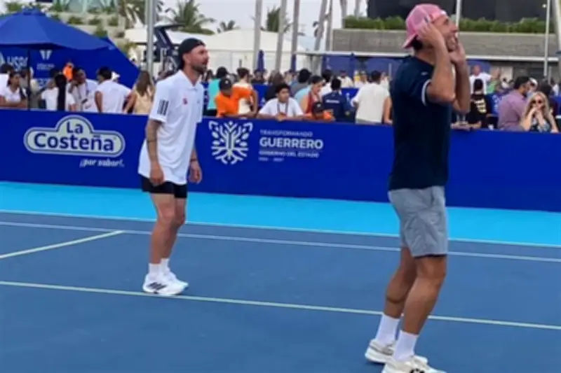 Layún percibe distanciamiento entre afición y selección mexicana