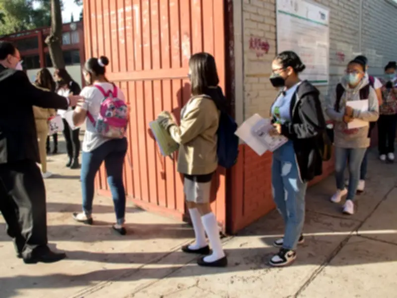 Libros para maestros de la Nueva Escuela Mexicana generan confusión y falta de claridad