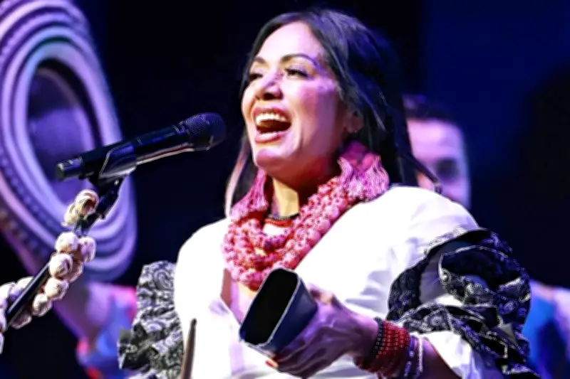 Lila Downs Arma la Fiesta Regia con Concierto en Monterrey