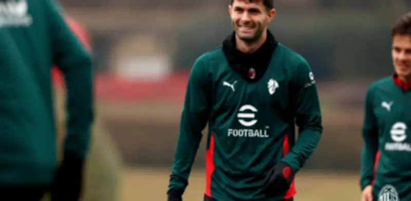 Liverpool avanza por Pulisic: Milan en carrera para retener a su estrella