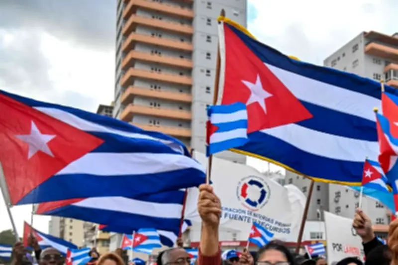 Llaman a apertura democrática en Cuba ante crisis humanitaria y económica