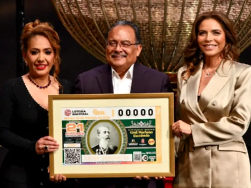 Lotería Nacional honra a la ESEF con billete conmemorativo por su 90 aniversario