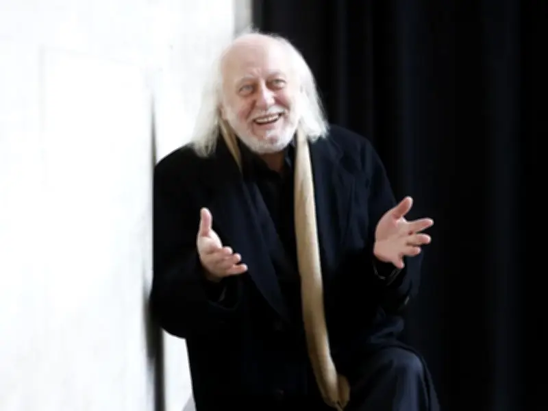 László Krasznahorkai, Nobel de Literatura, afirma que 'vivimos el apocalipsis' en Barcelona