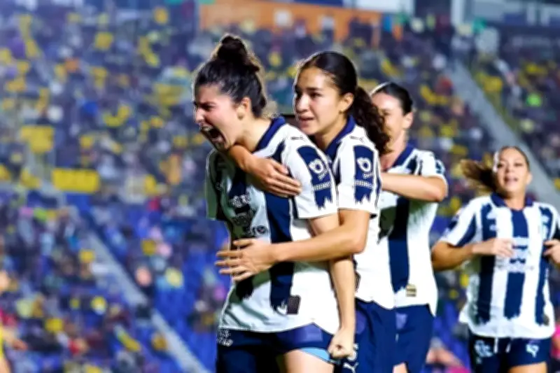 Lucía García rescata el invicto de Rayadas con gol en el clásico regiomontano
