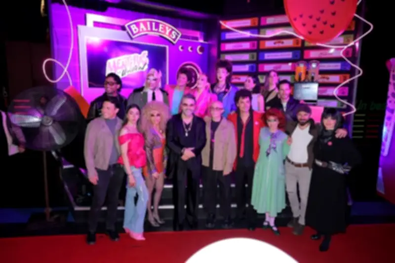 Luis Miguel 'Mijares' revive su época dorada con concierto aniversario de 'Mentiras'