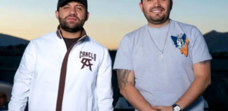 Luis R. Conríquez revoluciona la moda con JC Hats: Streetwear y corridos tumbados se fusionan