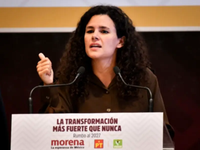 Luisa María Alcalde aclara la Reforma Electoral: no desaparecen plurinominales