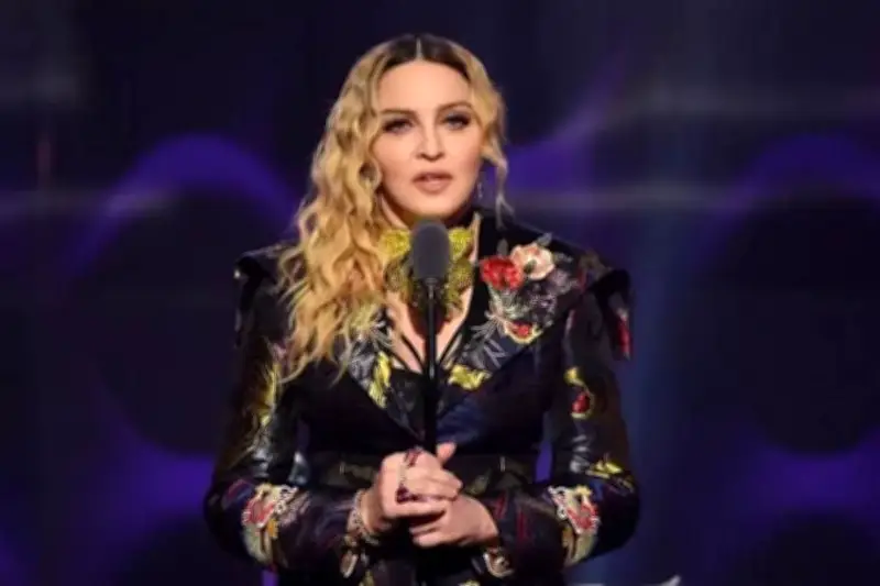 Madonna envía mensaje de apoyo a patinadora mexicana en Juegos Olímpicos de París
