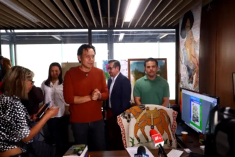 Maestros Exigen Renuncia de Mario Delgado al Frente de la SEP