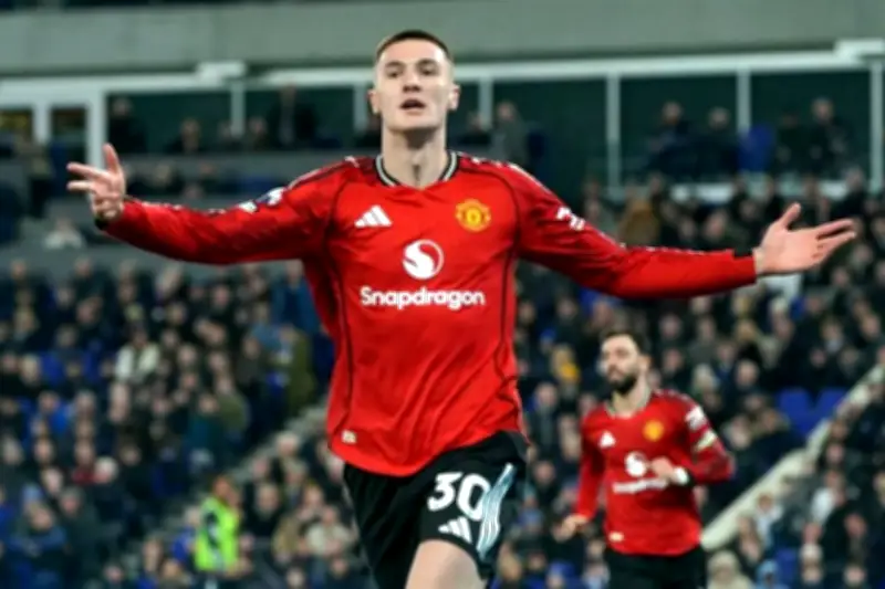 Manchester United Sufre Para Conseguir Triunfo en Goodison Park Ante Everton