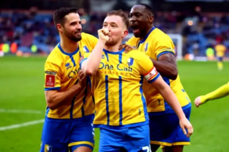 Mansfield Town sorprende al Burnley en la FA Cup con victoria de 2-1 en partidazo