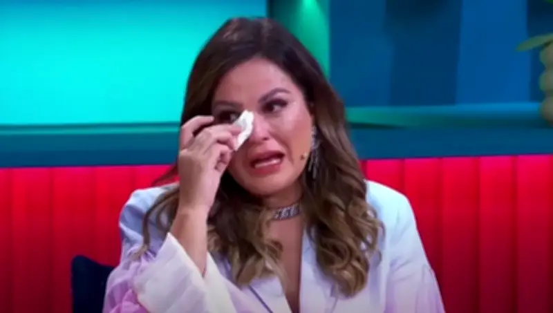 Mariana Echeverría en luto: anuncia la muerte de su perrita 'Santa' tras 11 años de compañía