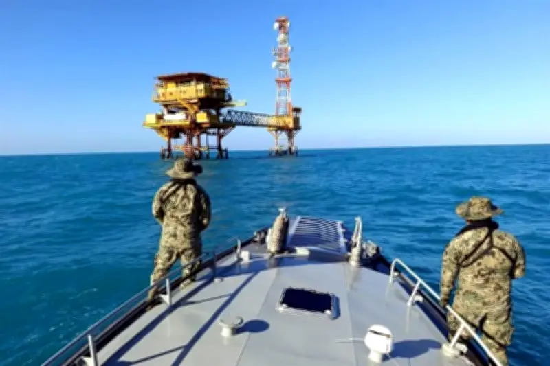 Marina despliega operativo de seguridad en Sonda de Campeche ante amenazas