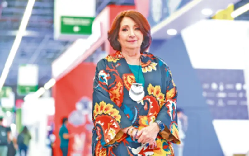 Marisol Schulz recibe la Medalla de Oro al Mérito Cultural de Barcelona por su trayectoria editorial