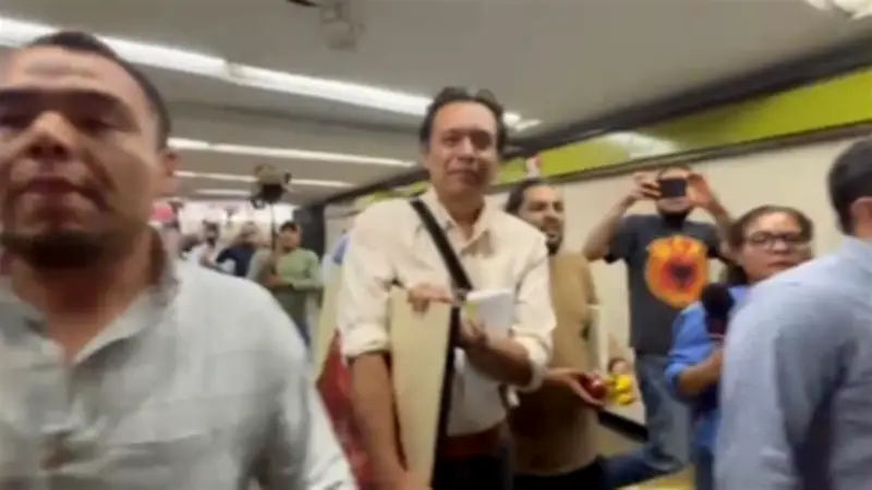 Marx Arriaga deja la SEP tras su destitución como director de Materiales Educativos