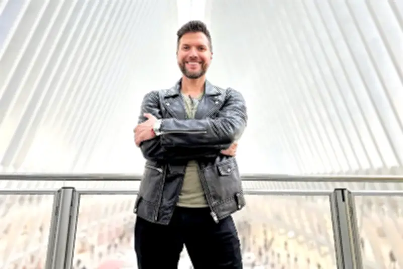 Mauricio Martínez anuncia su debut como director con película musical mexicana