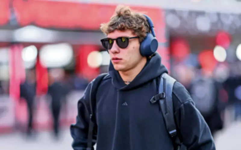 Mercedes Domina Pretemporada F1: Antonelli Brilla en Bahréin