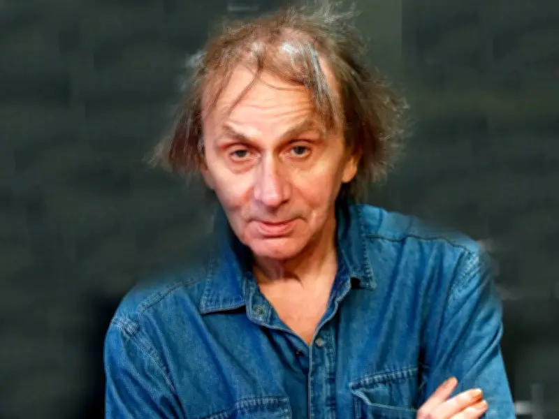 Michel Houellebecq regresa a la música con nuevo álbum 'Souvenez-vous de l'homme'