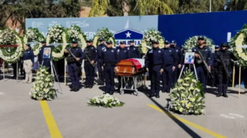 Michoacán rinde homenaje a oficial Karla Lorena, caída en operativo contra el Mencho