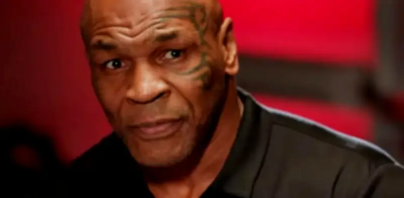 Mike Tyson revela su lucha contra la obesidad y pensamientos suicidas