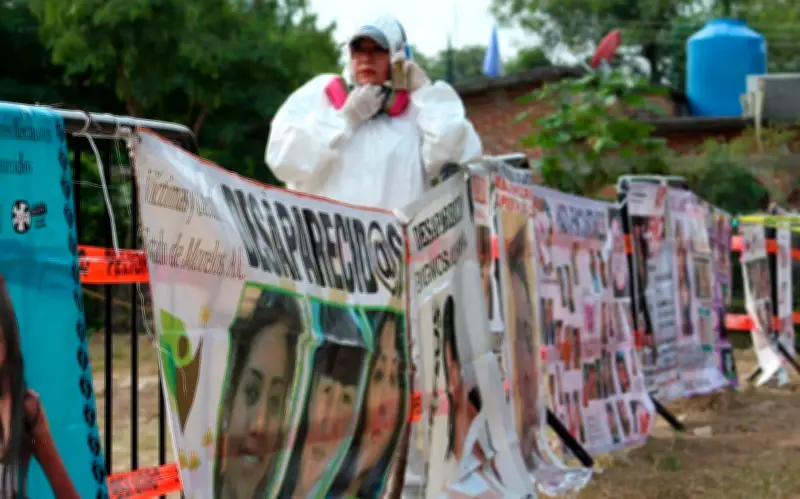 Militares resguardan Semefo en Mazatlán tras hallazgo de fosas clandestinas en Concordia