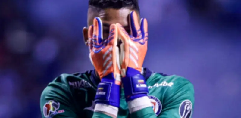 Misterio en Instagram de Kevin Mier: Borra fotos de Cruz Azul y genera especulaciones