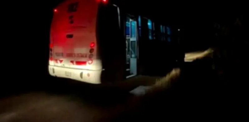 Misterio en SLP: Autobús hallado con motor encendido y equipajes sin pasajeros
