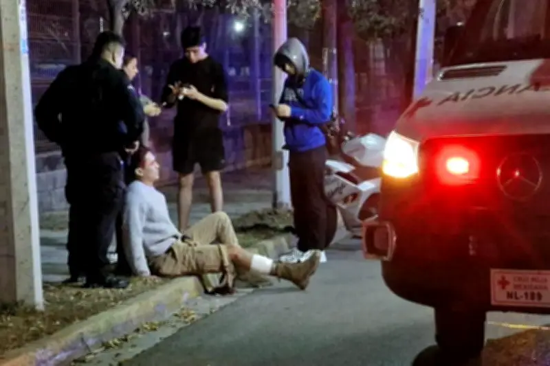 Motociclista resulta lesionado tras violento choque en la ciudad