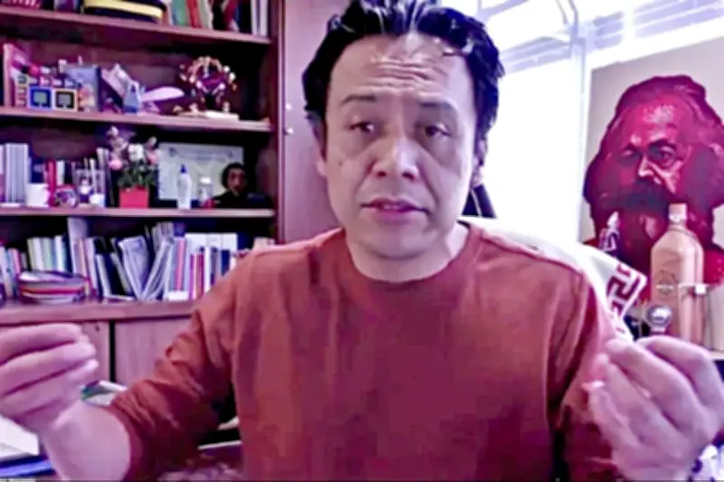 Mujer Sustituye a Marx Arriaga en la SEP: Nuevo Enfoque en Educación