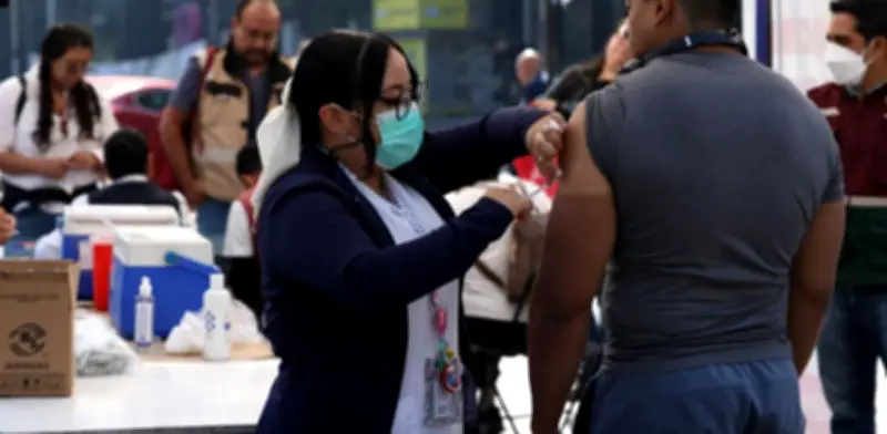 México aplica más de 18 millones de vacunas contra el sarampión ante brote nacional