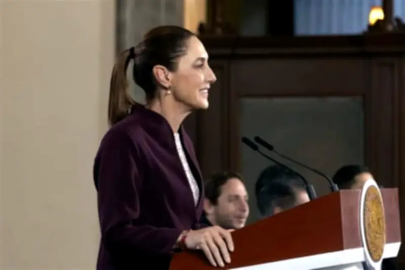 México envía extranjero a Rusia por asilo a exesposa de Duarte