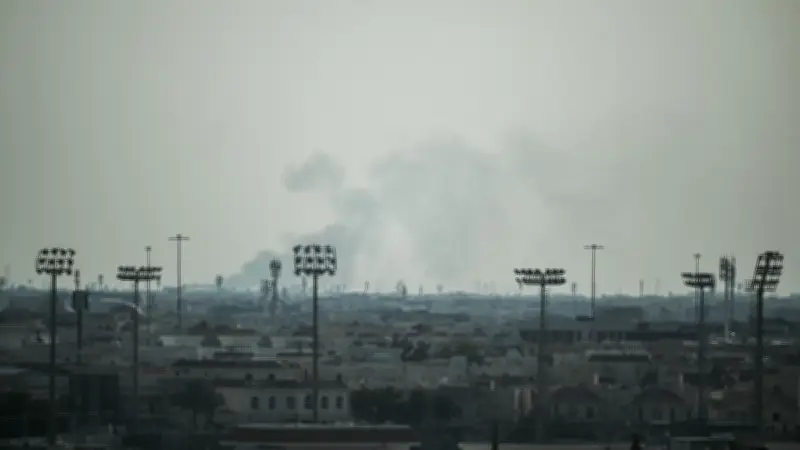 México insta a connacionales en Irán a contactar autoridades tras cierre aéreo por ataques