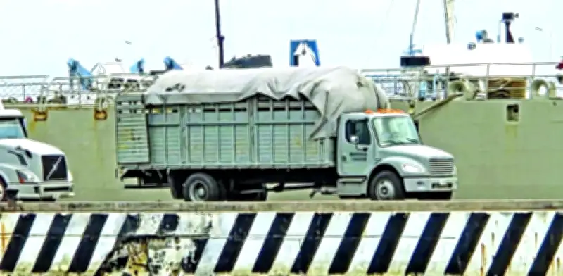 México Envía Ayuda Humanitaria a Cuba en Buques de la Marina