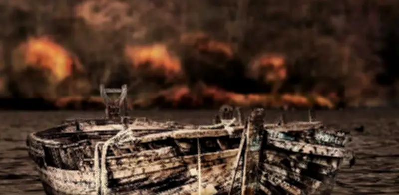 Naufragio en Nigeria deja 10 muertos y 10 desaparecidos tras sobrecarga de embarcación