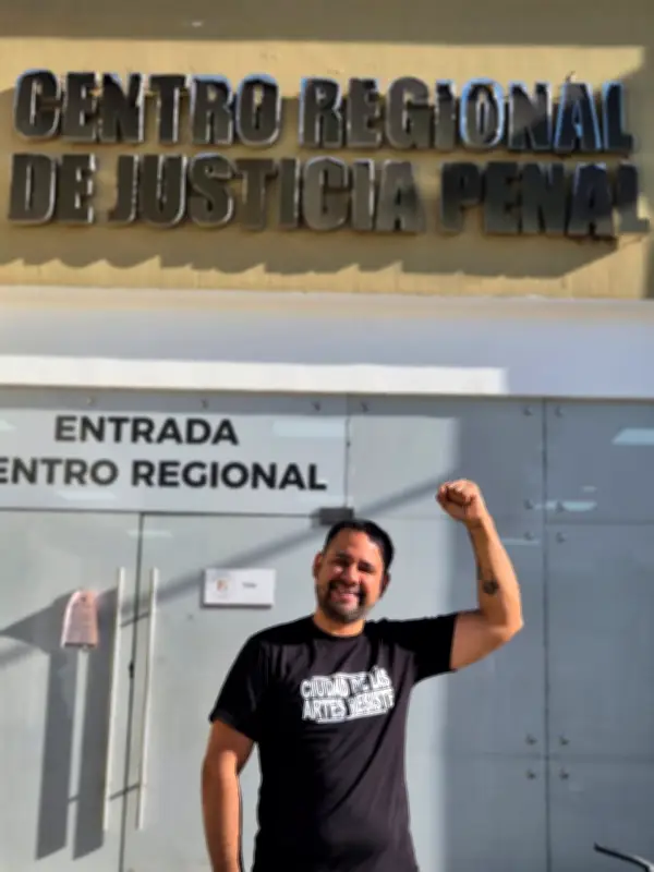 Nayarit: Fiscalía acusa formalmente al activista 'Chakín' por violar 'buenas costumbres'