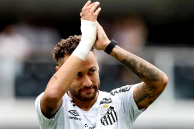 Neymar Jr. Abre la Puerta a un Retiro Inminente del Fútbol a Finales de Año
