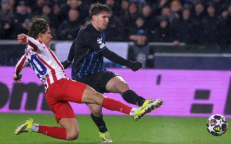 Obed Vargas se queda en banca en empate del Atlético ante Brujas en Champions