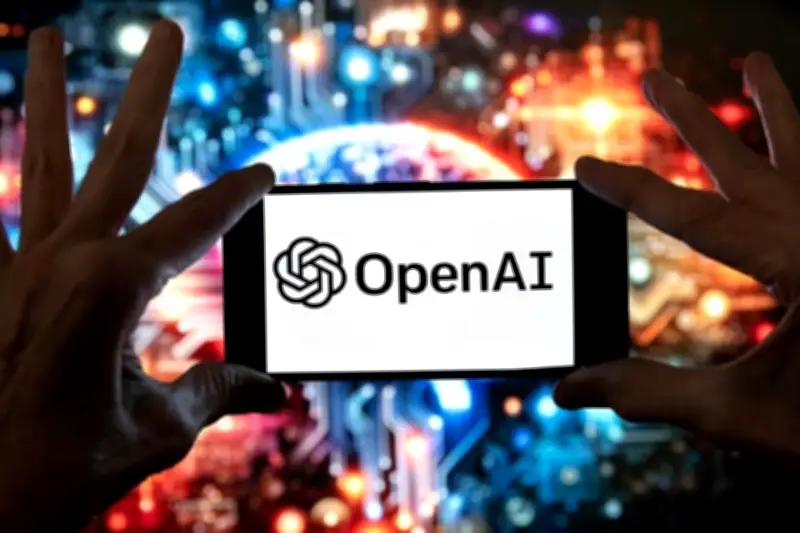 OpenAI Forja Alianzas Estratégicas con Consultoras Globales para Impulsar IA Empresarial