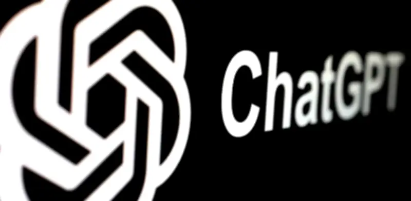 OpenAI retira GPT-4o tras demandas por daños psicológicos y protestas masivas