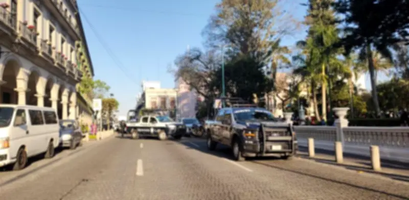 Operativo policial cerca del Palacio de Gobierno de Xalapa genera pánico en el centro histórico