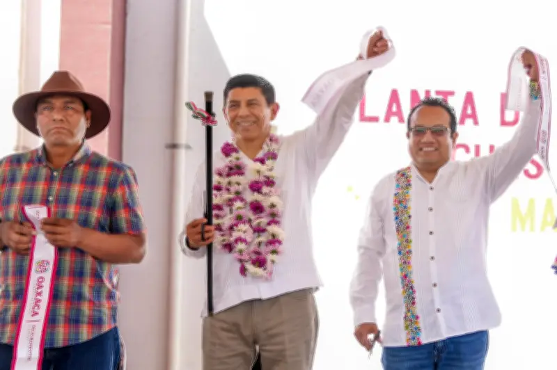 Organizaciones acusan a gobierno de Oaxaca de corrupción y simulación democrática