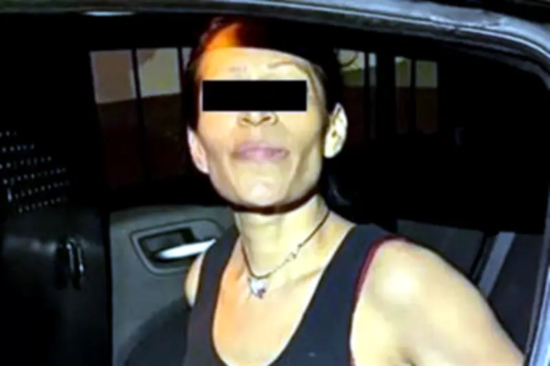 Pareja es detenida por robo de herramientas de construcción en obra