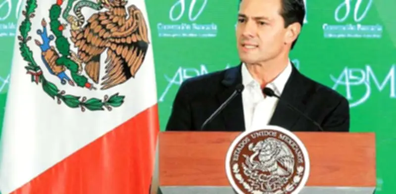 Peña Nieto alerta sobre riesgos del populismo en la 80 Convención Bancaria