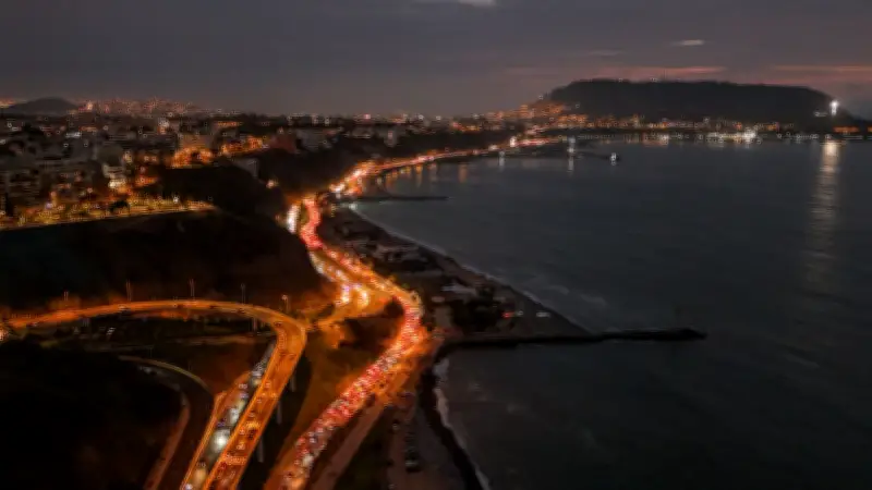 Perú activa alerta preventiva ante la inminente llegada del fenómeno 'El Niño Costero'