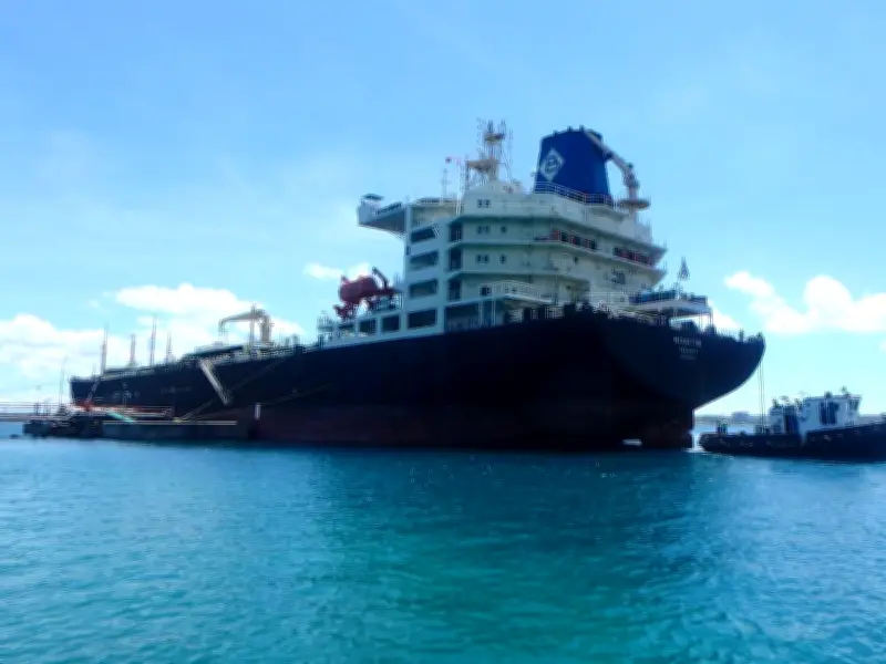 Petrolero Nicos I.V. atraca en Cuba sorteando el bloqueo energético de Estados Unidos