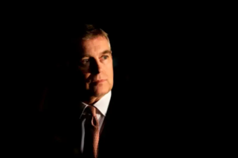 ¿Podría Andrew quedar fuera de la línea de sucesión tras su arresto?