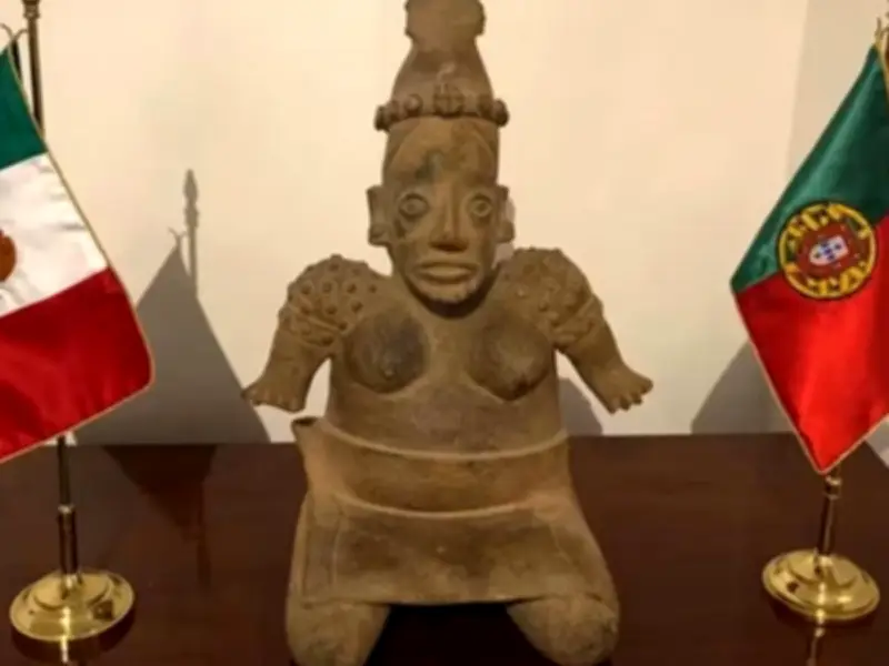 Portugal devuelve a México tres valiosas piezas arqueológicas precolombinas
