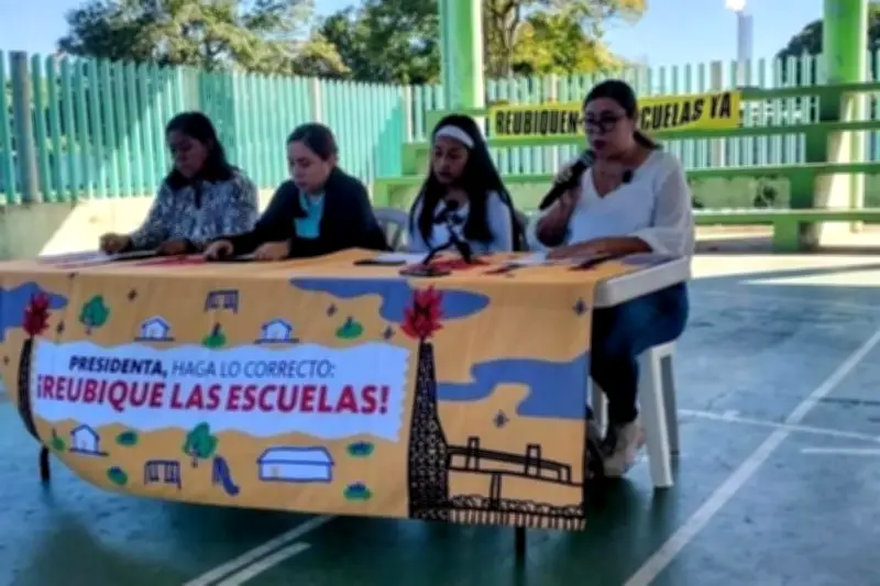 Posible reubicación de escuelas por Dos Bocas, afirma Claudia Sheinbaum
